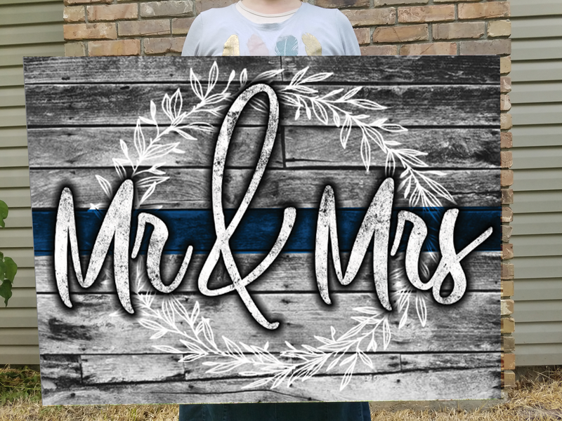 products/mr-mrs-thin-blue-line-canvas-decor-109561.png