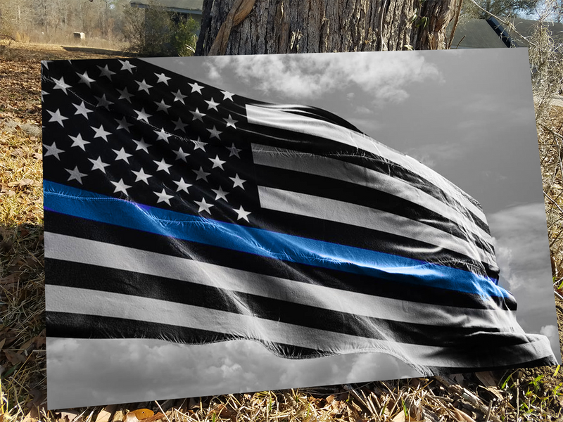 products/thin-blue-line-flag-waving-canvas-decor-443976.png